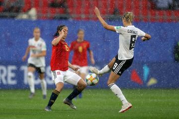 Silvia Meseguer y Lena Goessling.