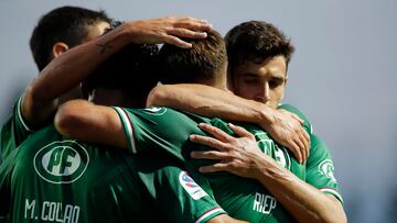 Futbol, Audax Italiano vs Deportes Iquique.
Fecha 1, campeonato Nacional 2024.
El jugador de Audax Italiano Alessandro Riep, centro, celebra su gol contra Deportes Iquique durante el partido de primera division disputado en el estadio Municipal La Pintana en Santiago, Chile.
19/02/2024
Jonnathan Oyarzun/Photosport
Football, Audax Italiano vs Deportes Iquique.
1nd turn, 2024 National Championship.
Audax Italiano's player Alessandro Riep, center, celebrates his goal against Deportes Iquique during the first division match at the Municipal La Pintana in Santiago, Chile.
19/02/2024
Jonnathan Oyarzun/Photosport