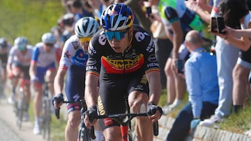 Wout van Aert, en pleno ataque en la E3 Harelbeke.