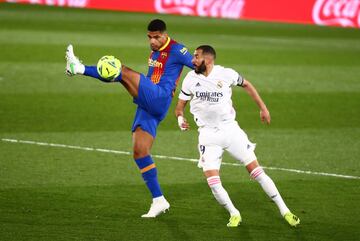 Benzema y Araujo.