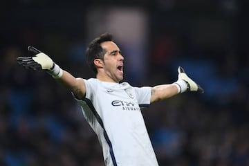 Manchester City's Chilean goalkeeper Claudio Bravo