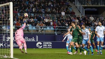 Alfonso Herrero no pudo impedir el gol de Manu Sánchez.