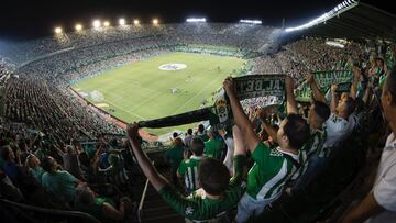 Ambiente en el Villamarín.