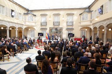 Los Reyes presiden la entrega de los Premios Nacionales del Deporte 2019 y 2020 en el Palacio Real de El Pardo. 