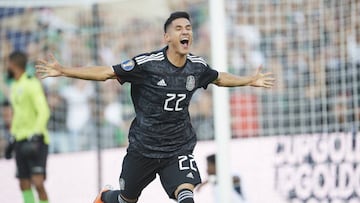 El atacante de LA Galaxy, debutó oficialmente con la Selección Mexicana y marcó el primer gol del Tri en la Copa Oro.