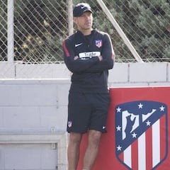 "¿Diego Costa? Aún no tengo la noticia de que esté con nosotros"