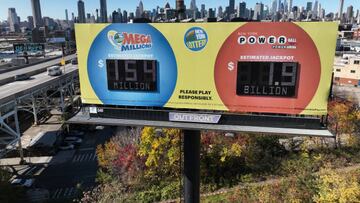 NEW YORK, US - NOVEMBER 07: The jackpot for the Powerball lottery reaches $1.9 billion on November 7, 2022, making it the largest prize in U.S. and the game's history in New York, United States. (Photo by Lokman Vural Elibol/Anadolu Agency via Getty Images)