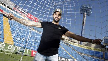 Jona: "El único que ha ido de frente conmigo desde que llegué ha sido Carmelo"