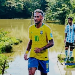 Messi y Neymar, protagonistas en un río de la India