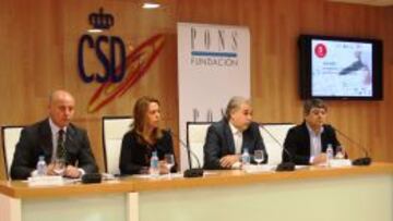 Juan Antonio Corbal&aacute;n, consejero de la Fundaci&oacute;n Pons, Ana Mu&ntilde;oz Merino, Directora General del CSD, Pablo Chico, catedr&aacute;tico  de derecho financiero y tributario de la Universidad Rey Juan Carlos y Manuel Sevillano, director de Pons deporte y entretenimiento.