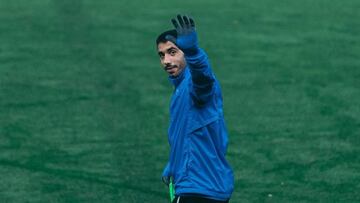 Cote se despide a la conclusión de un entrenamiento de la presente semana.