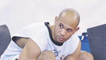 <b>PRIMER ENTRENAMIENTO. </b>Fisher conoció ayer a sus compañeros.