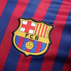 El Barça presenta la equipación para la temporada 2018/19