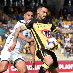 El doble festejo de Pinilla: venció por primera vez a Colo Colo