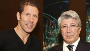 Simeone con Cerezo.