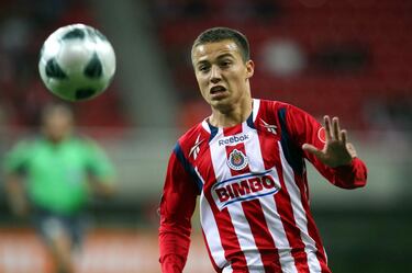 Erick Torres irrumpió en el máximo circuito de la Liga MX en el Apertura 2010. En su segundo torneo con el Rebaño Sagrado, 'Cubo' se llevó todos los reflectores tras anotar seis goles en 15 partidos. En el Clausura 2011, Torres cinco dianas más en ocho partidos.