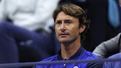 El extenista y actual entrenador de Carlos Alcaraz Juan Carlos Ferrero observa a su pupilo durante el partido entre Carlos Alcaraz y Jannik Sinner en el US Open.
