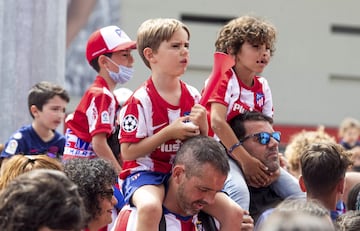 El Atleti celebra el Día del Niño en el Metropolitano