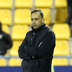 Fran Fernández: "Es el mejor equipo que he entrenado, pero el domingo nos bloqueamos"