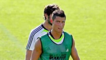 <b>PRIMER ESFUERZO. </b>Cristiano sudó de lo lindo en su vuelta al trabajo.
