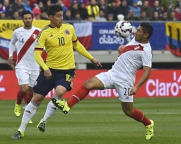 James Rodríguez con Joel Sánchez.