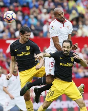 N'Zonzi, Juanfran y Savic.