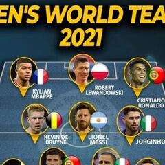 Messi, Cristiano, Lewandowski y Mbappé, en el once del año