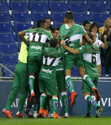 1-1. Cristian Herrera celebró el gol de la igualada.