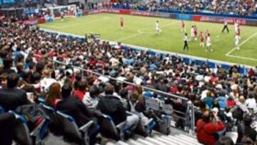 <b>GRAN AMBIENTE. </b>El Palacio de los Deportes registró una gran entrada y los espectadores disfrutaron con el espectáculo dado por los deportistas que acudieron a la llamada de Casillas y Nadal.