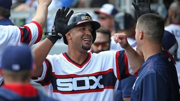 El bate de José Abreu no se ha calentado todavía, pero sus White Sox son líderes de división.