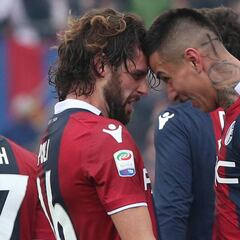 Pulgar anotó un gol olímpico y no pudo evitar caída de Bologna