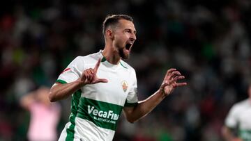 El Elche estará arropado por más de 600 aficionados en Cartagena