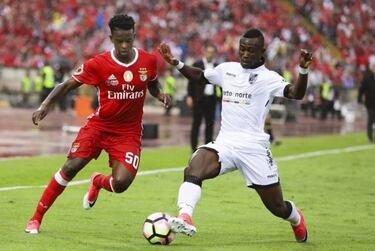 Nelson Semedo moves closer to Barça as Benfica sign replacement