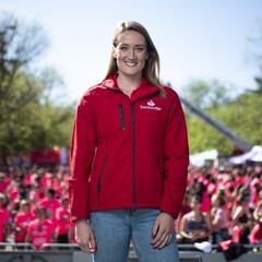 Mireia Belmonte: "Seguir nadando es un regalo para mí"