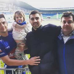 Uno es futbolista de Primera, el otro basquetbolista y no sabían que eran hermanos