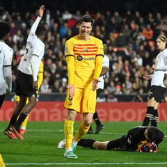 El Barça, ante el abismo