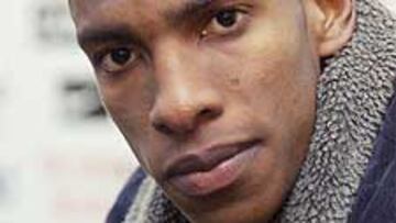 <b>INDISCUTIBLE.</B> Sólo los problemas físicos han podido sacar a Perea de la alineación del Atlético.