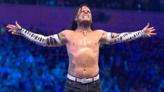 Jeff Hardy revoluciona las redes al recibir una camiseta de un club chileno: el momento ya es viral