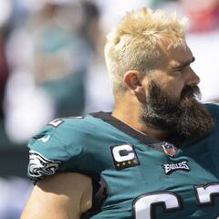 Eagles' Jason Kelce offers his opinion on Ben Simmons saga