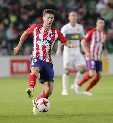  En el Atlético de Madrid, militó entre 2015 y 2018, aunque sin lograr continuidad. Jugó 38 partidos oficiales y marcó 3 goles, siendo cedido posteriormente al Sevilla, Valencia y Fulham. A pesar de llegar con grandes expectativas, no logró consolidarse en el esquema de Simeone.
