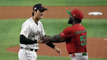 MIAMI, FLORIDA - MARCH 20: Shohei Ohtani #16 of Team Japan and Randy Arozarena #56 of Team Mexico greet each other before the start of the World Baseball Classic Semifinals at loanDepot park on March 20, 2023 in Miami, Florida. (Photo by Koji Watanabe - SAMURAI JAPAN/SAMURAI JAPAN via Getty Images)