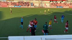 Los jugadores del Lincoln celebran el 2-1.