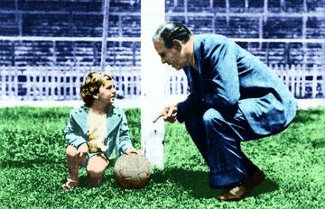 Ricardo Zamora de Grassa, junto a su padre, el 'Divino'.