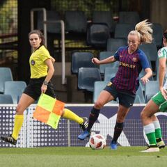 El Barcelona ganó al Betis y se mantiene a dos puntos del líder