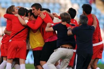 Almería-Athletic de Bilbao.  Los jugadores del Almería celebran su permanencia en primera división.