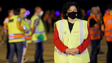 FILE PHOTO: Argentina&#039;s Health Minister Carla Vizzotti watches as a shipment of 900,000 doses of Sinovac coronavirus disease (COVID-19) vaccine arrives from China at Ezeiza International Airport, in Buenos Aires, Argentina, February 25, 2021.  REUTERS/Agustin Marcarian/File Photo