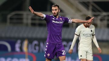 Pezzella, con la Fiorentina.