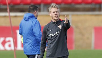 Kjaer en un entrenamiento.