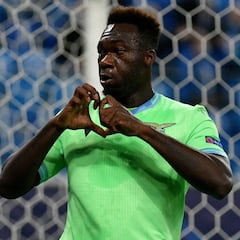 La Lazio vuelve a sobrevivir a la emergencia