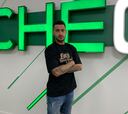 Sergio León: “Me quedan dos sueños por cumplir: ascender con el Elche y jugar en Primera con esta camiseta”